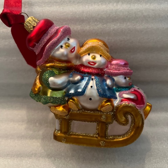 4 Snowmen In A Sleigh Glass Christmas/Holiday Ornament - Picture 3 of 9